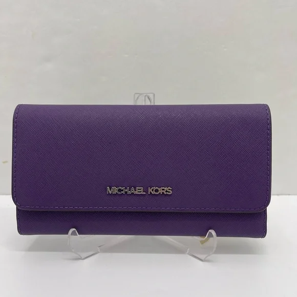 Michael Kors Lg Jet Set Travel Trifold Leather Wallet 
Dark Purple 
NWT - Picture 16 of 16